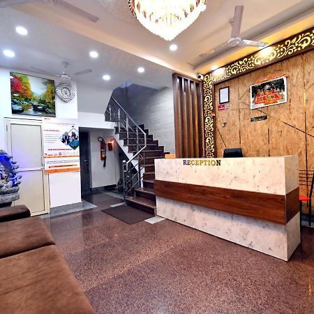 Royal Inn Jammu Buitenkant foto